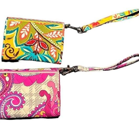 Vera Bradley Super Smart Wristlet Paisley Meets Plaid Phone Case Set of Two - Picture 2 of 3
